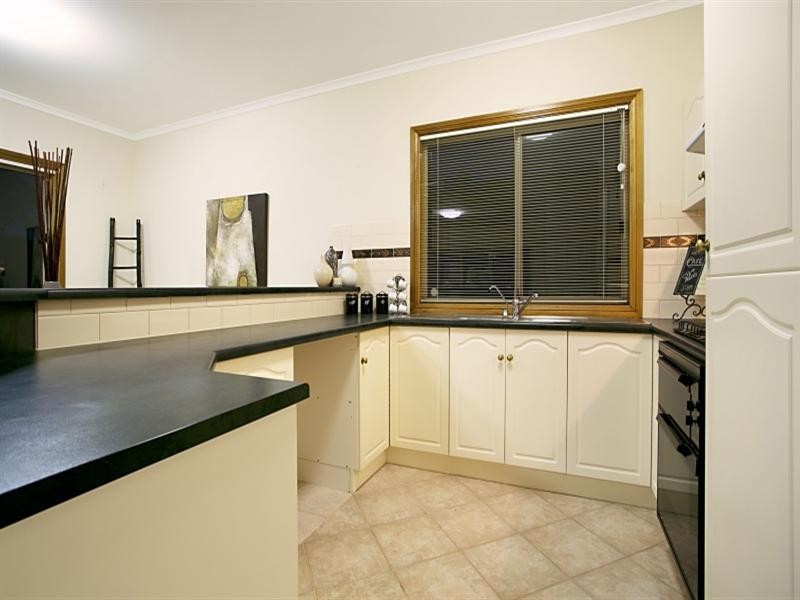8 Brookside Street, Oakden SA 5086