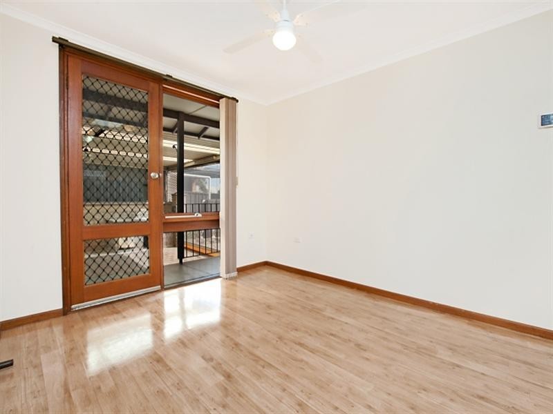 18 Hawker Crescent, Elizabeth East SA 5112