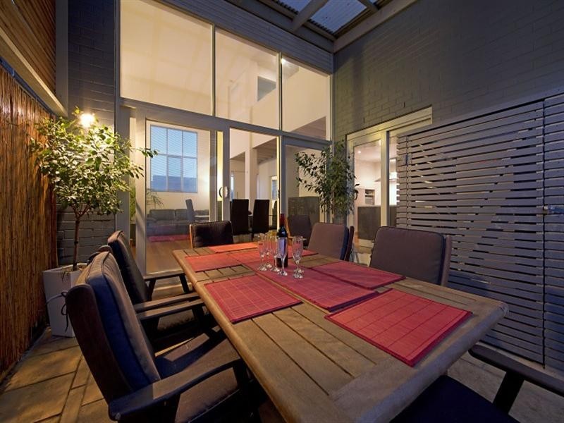 2 Chapel Lane, Mawson Lakes SA 5095