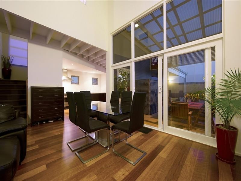 2 Chapel Lane, Mawson Lakes SA 5095