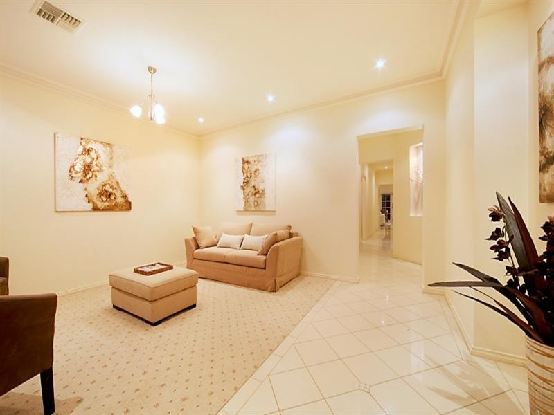 13 Ashwood Circuit, Mawson Lakes SA 5095