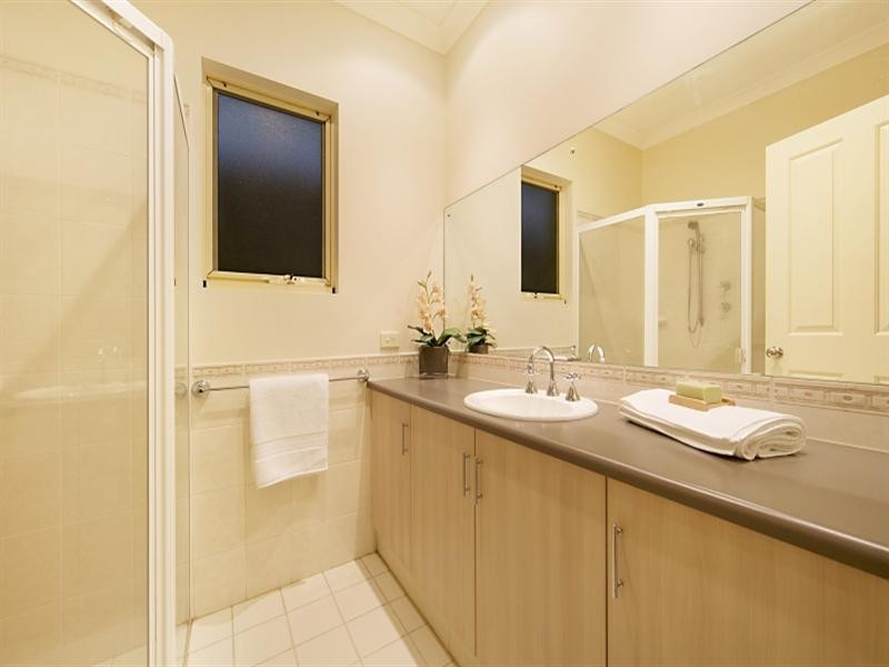 13 Ashwood Circuit, Mawson Lakes SA 5095