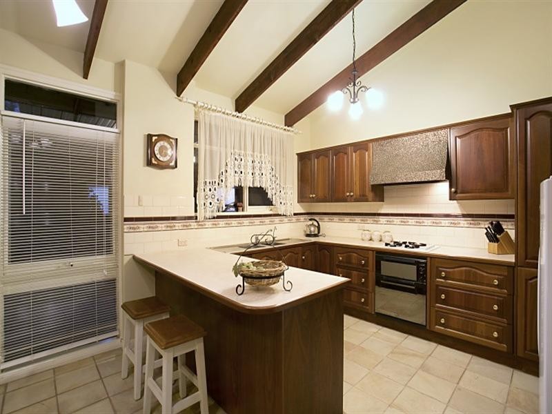 16 Milperra Avenue, Banksia Park SA 5091