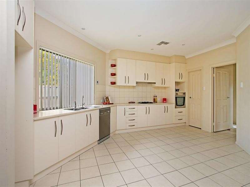 1 Gascoyne Avenue, Hillcrest SA 5086