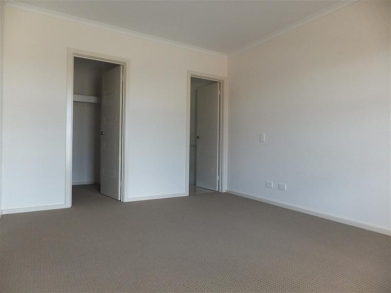 63 Thorne Street, Paralowie SA 5108