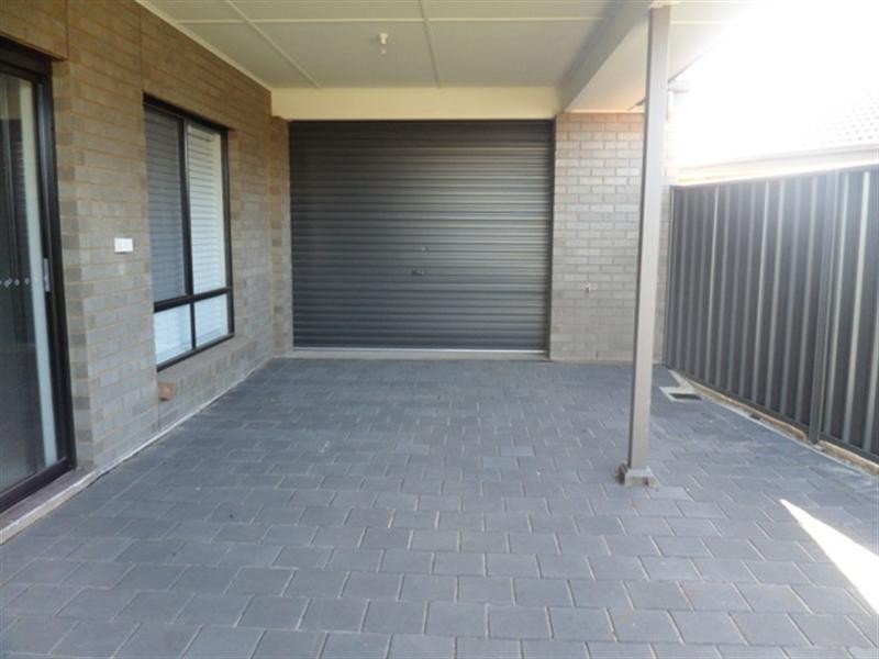 5 Lonsdale Crescent, Andrews Farm SA 5114