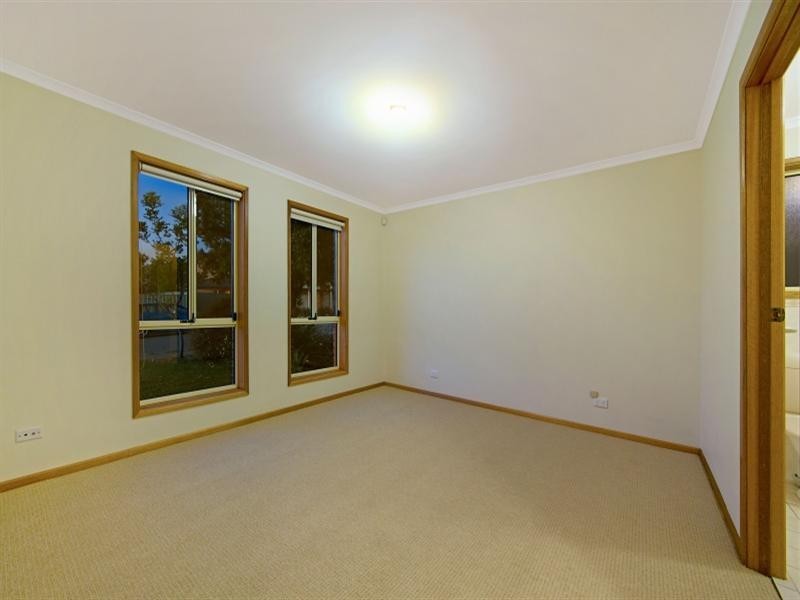 7 Hughes Court, Walkley Heights SA 5098