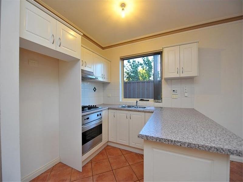 2/24 Grove Street, Modbury SA 5092