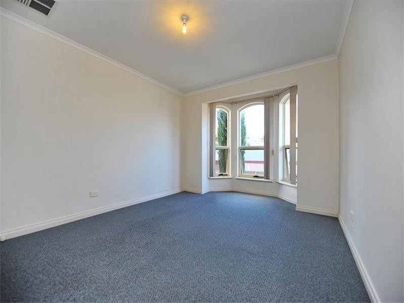 2/24 Grove Street, Modbury SA 5092