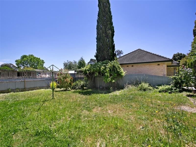 24 Cottenham Road, Banksia Park SA 5091