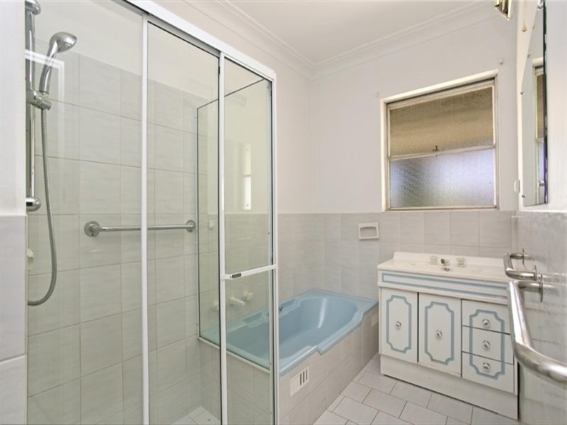 24 Cottenham Road, Banksia Park SA 5091