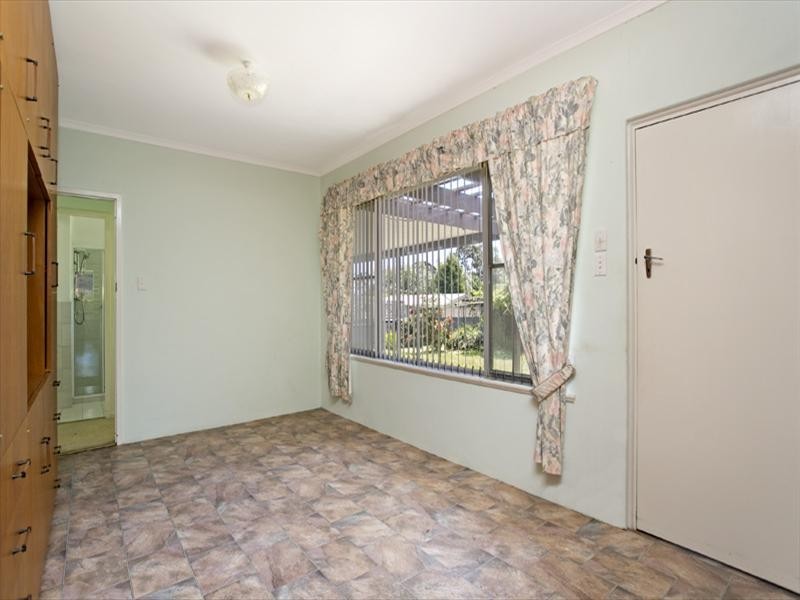 24 Cottenham Road, Banksia Park SA 5091
