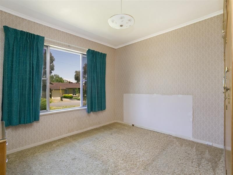 24 Cottenham Road, Banksia Park SA 5091