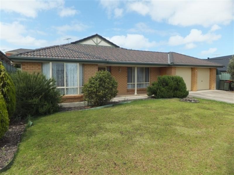 24 Sandstone Avenue, Walkley Heights SA 5098