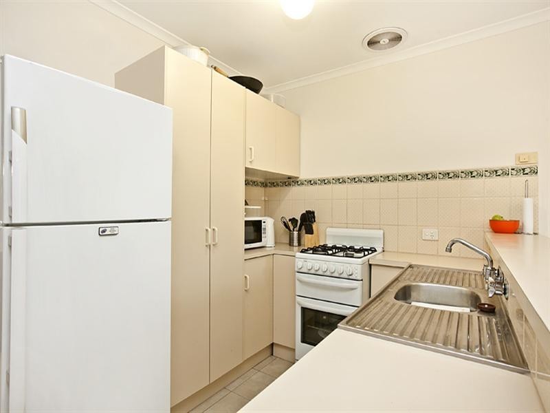 8/43 Chynoweth Avenue, Hackham SA 5163