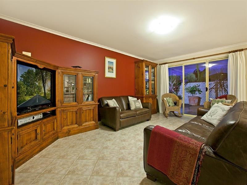 23 Saddle Crescent, Walkley Heights SA 5098