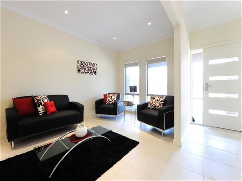 4 Wakelin Terrace, O’sullivan Beach SA 5166