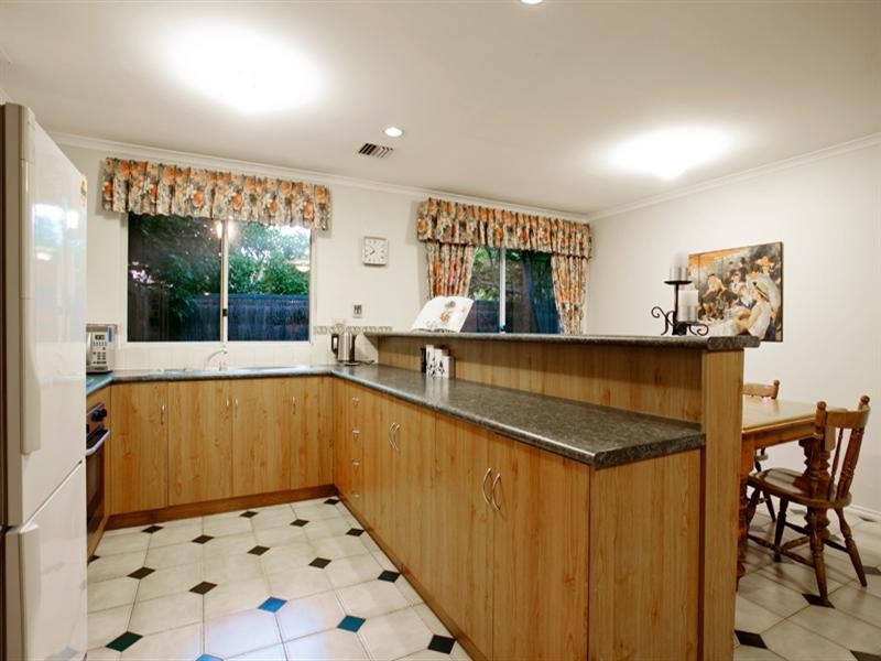 1 Farnborough Street, Oakden SA 5086