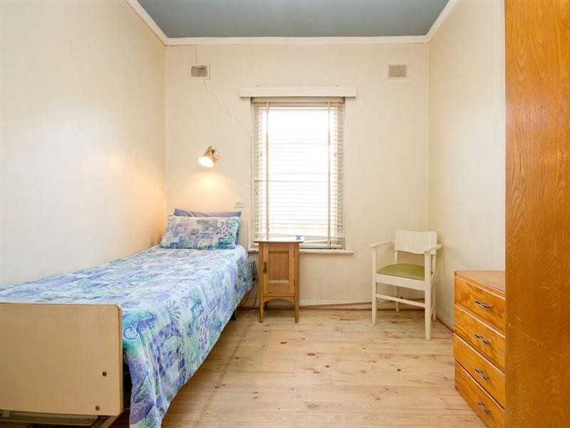 30 Radford Avenue, Clearview SA 5085