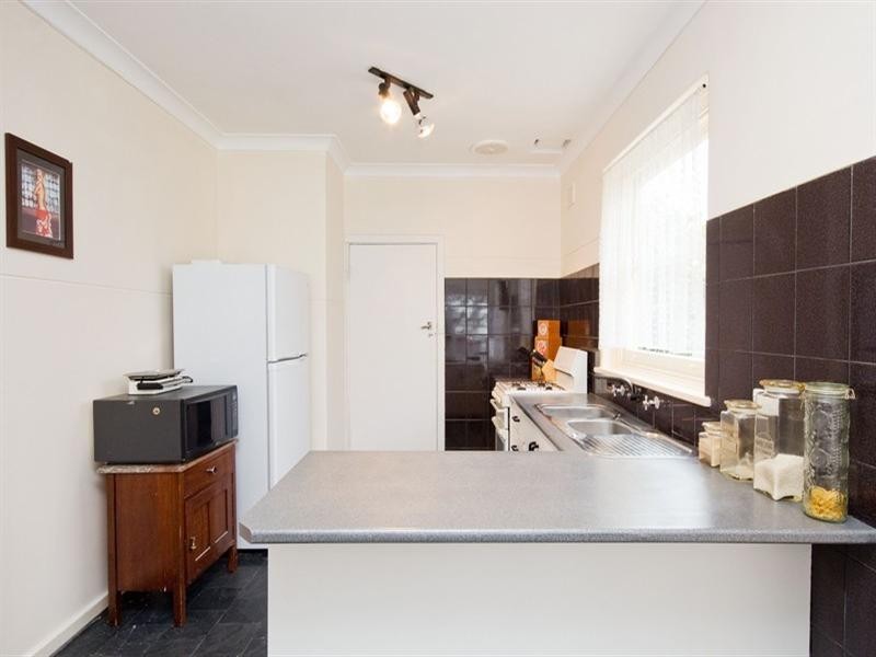 31 Clearview Avenue, Clearview SA 5085