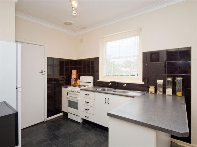 31 Clearview Avenue, Clearview SA 5085