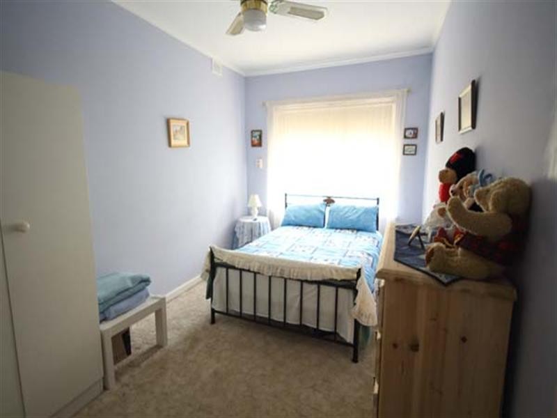 1 Ilford Street, Vale Park SA 5081