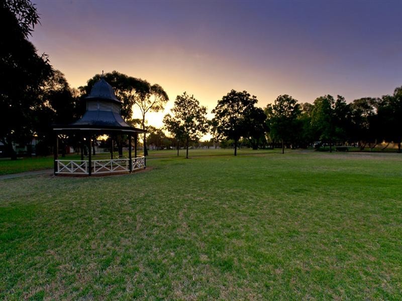 6 Covent Terrace, Oakden SA 5086