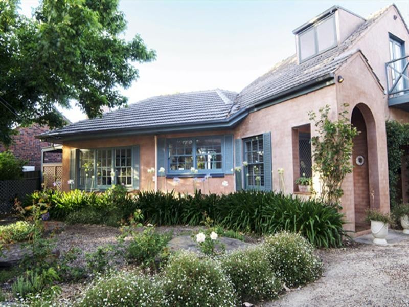 8 Mimosa Drive, Vale Park SA 5081