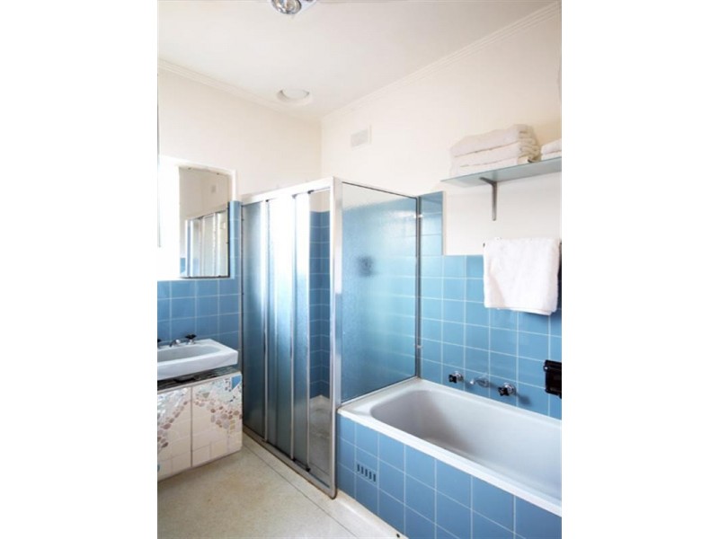 8 Mimosa Drive, Vale Park SA 5081