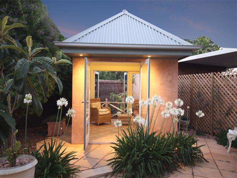 8 Mimosa Drive, Vale Park SA 5081