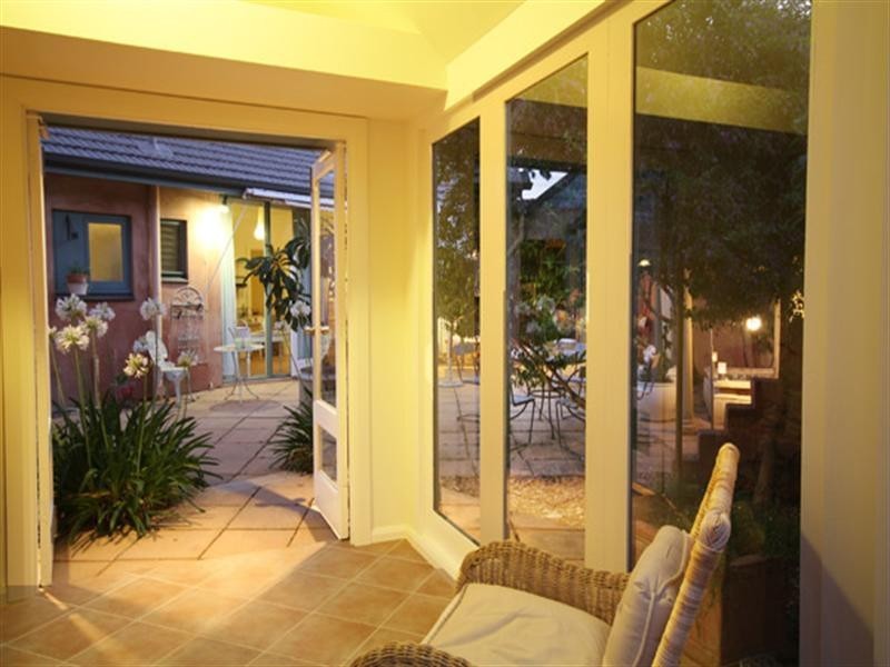 8 Mimosa Drive, Vale Park SA 5081