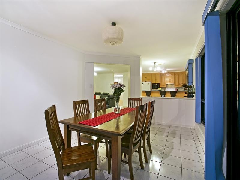 25 Magazine Drive, Walkley Heights SA 5098