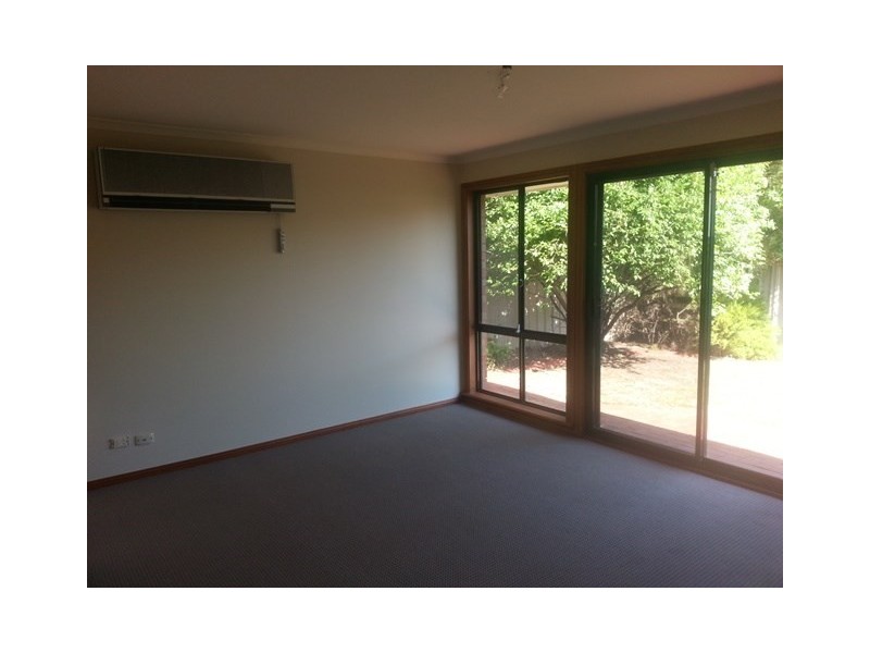 28 Regent Gardens Drive, Oakden SA 5086