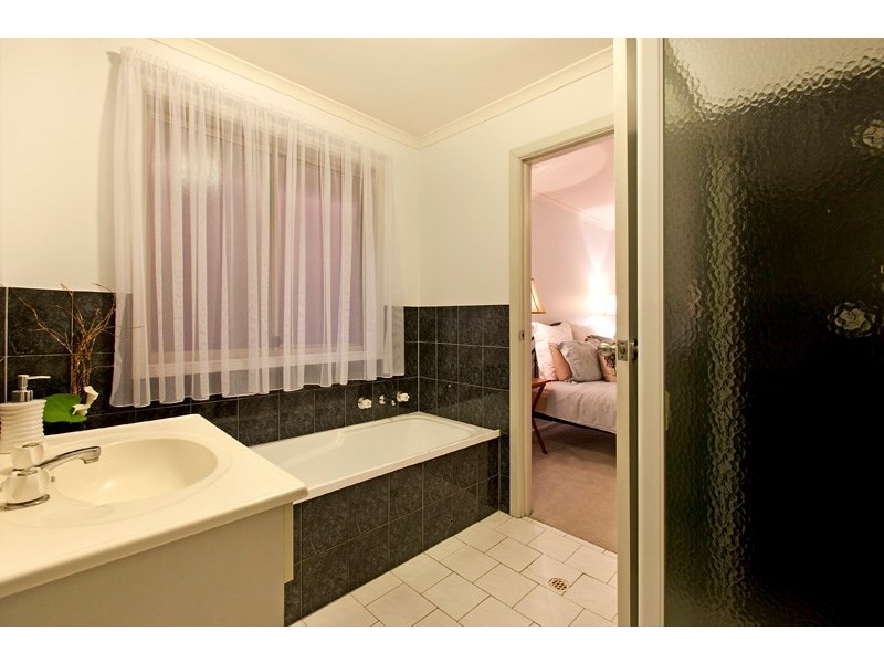 6 Covent Terrace, Oakden SA 5086