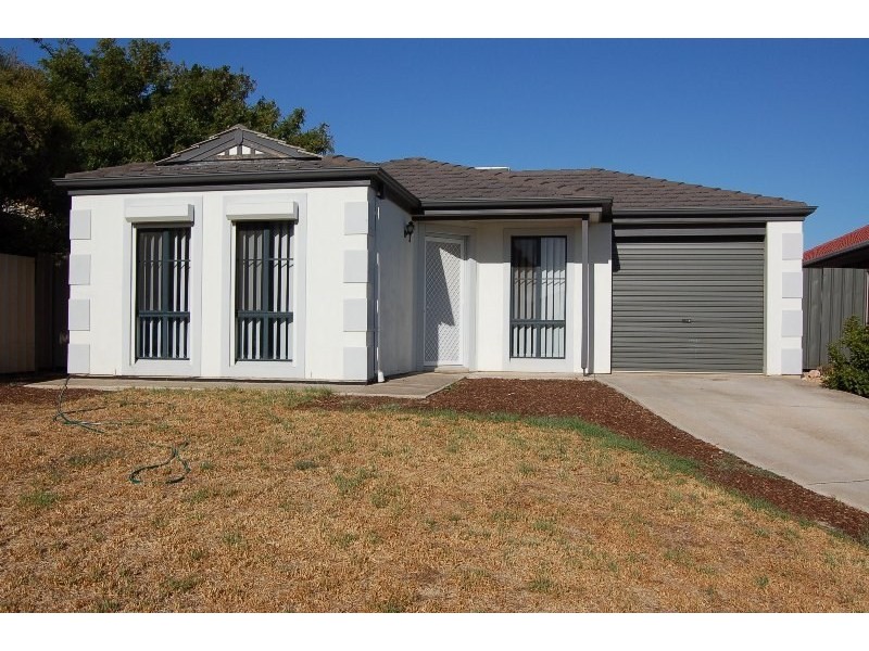 19 Lyle Court, Para Vista SA 5093