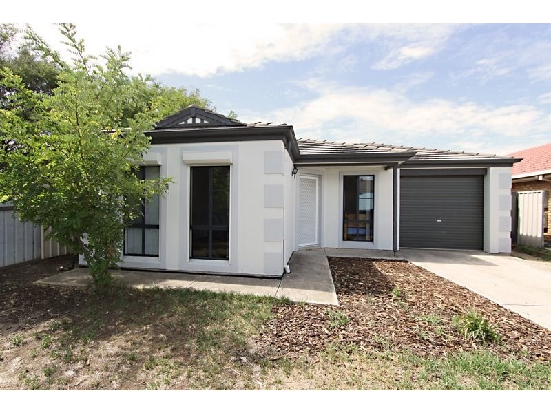 19 Lyle Court, Para Vista SA 5093