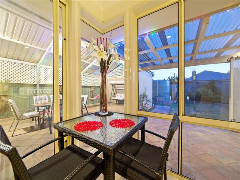 33 Bristol Terrace, Oakden SA 5086