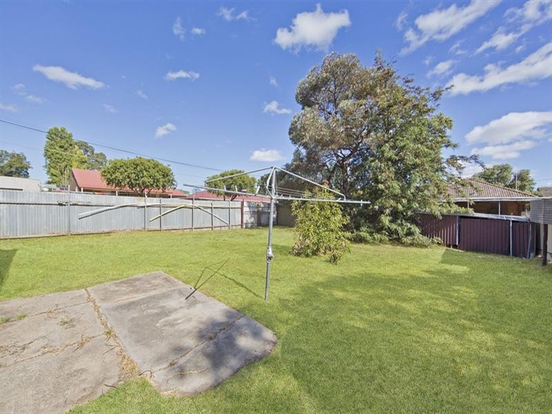 21 Branson Avenue, Clearview SA 5085