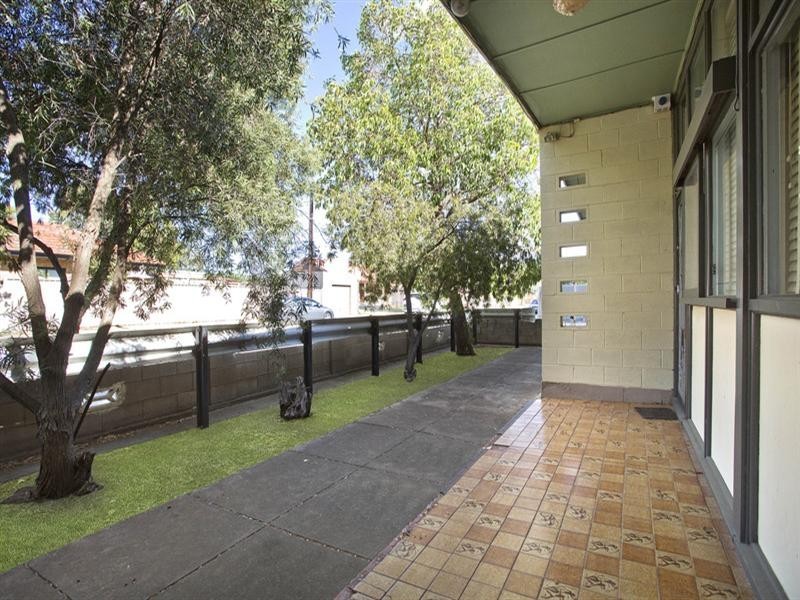 21 Branson Avenue, Clearview SA 5085