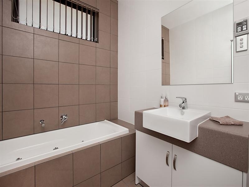 1a Deakin Street, Blair Athol SA 5084