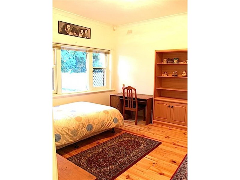 18 Burns Avenue, Sefton Park SA 5083