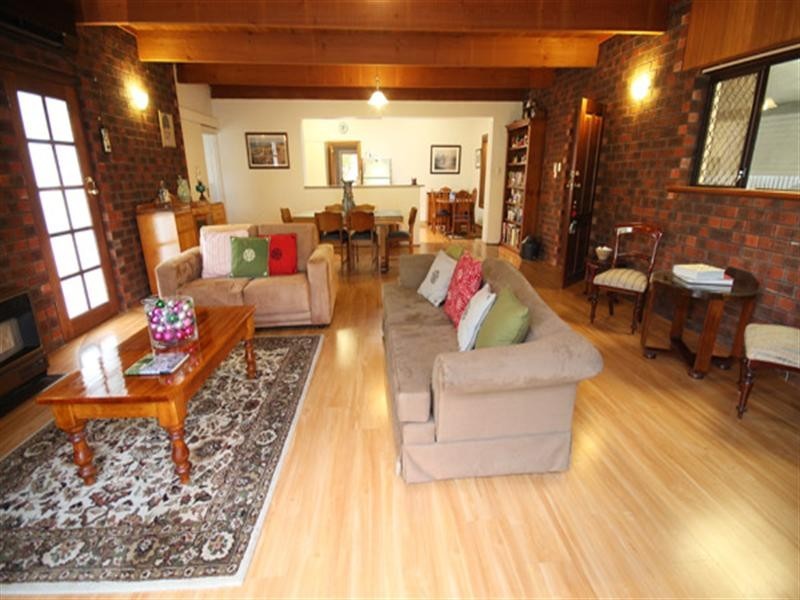 18 Burns Avenue, Sefton Park SA 5083