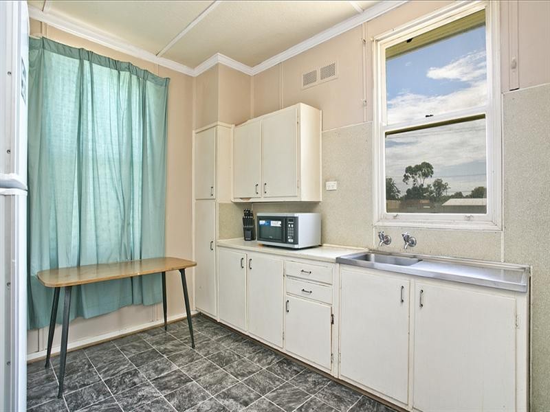 4 Eddy Street, Enfield SA 5085