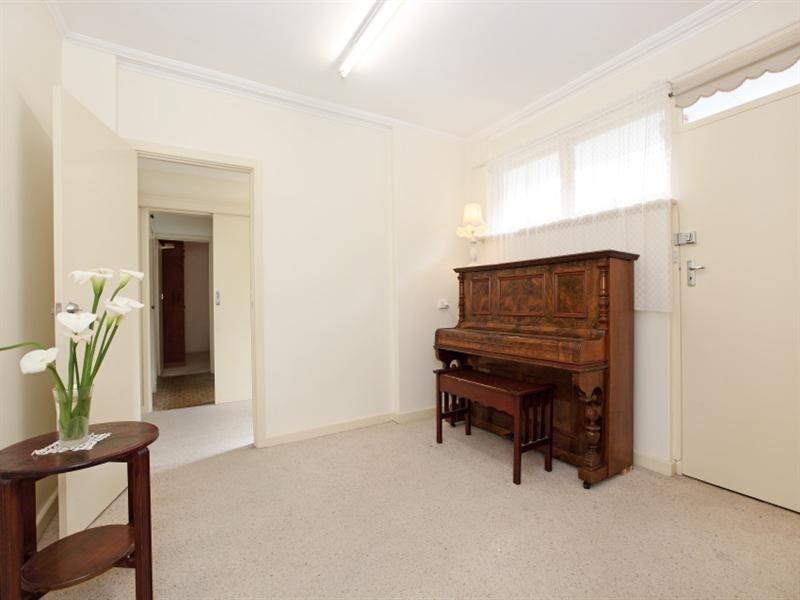 4 Turner Avenue, Clearview SA 5085