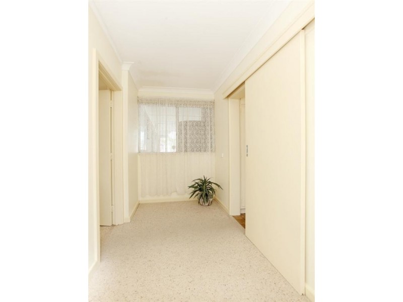 4 Turner Avenue, Clearview SA 5085