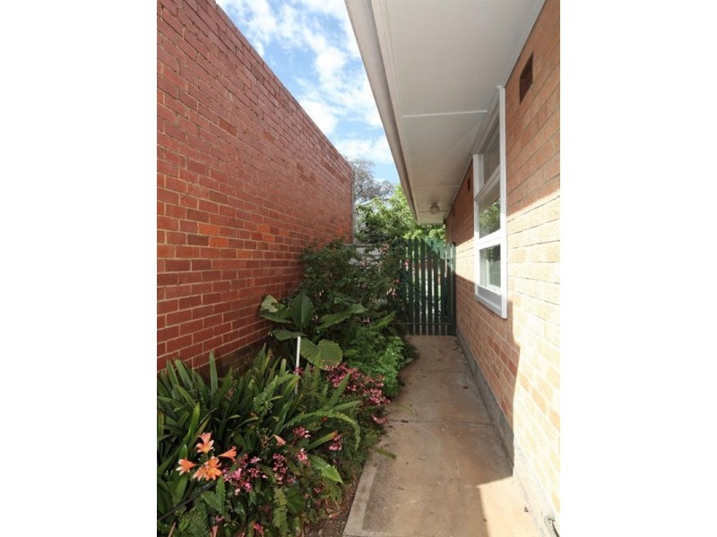 4 Turner Avenue, Clearview SA 5085