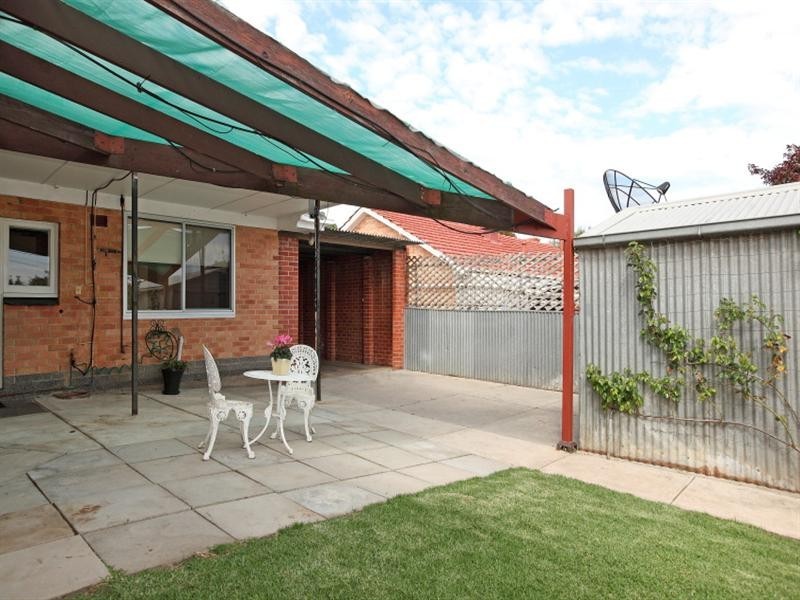 4 Turner Avenue, Clearview SA 5085