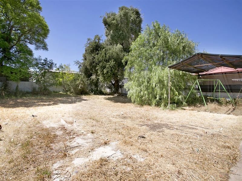 8 Ridgeway Avenue, Enfield SA 5085