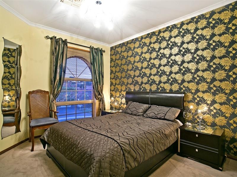 17 Mottistone Court, Oakden SA 5086