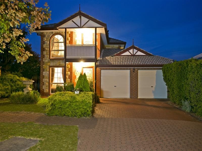17 Mottistone Court, Oakden SA 5086